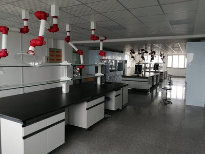 實驗室建筑設(shè)計中的金屬遮篷要點分析